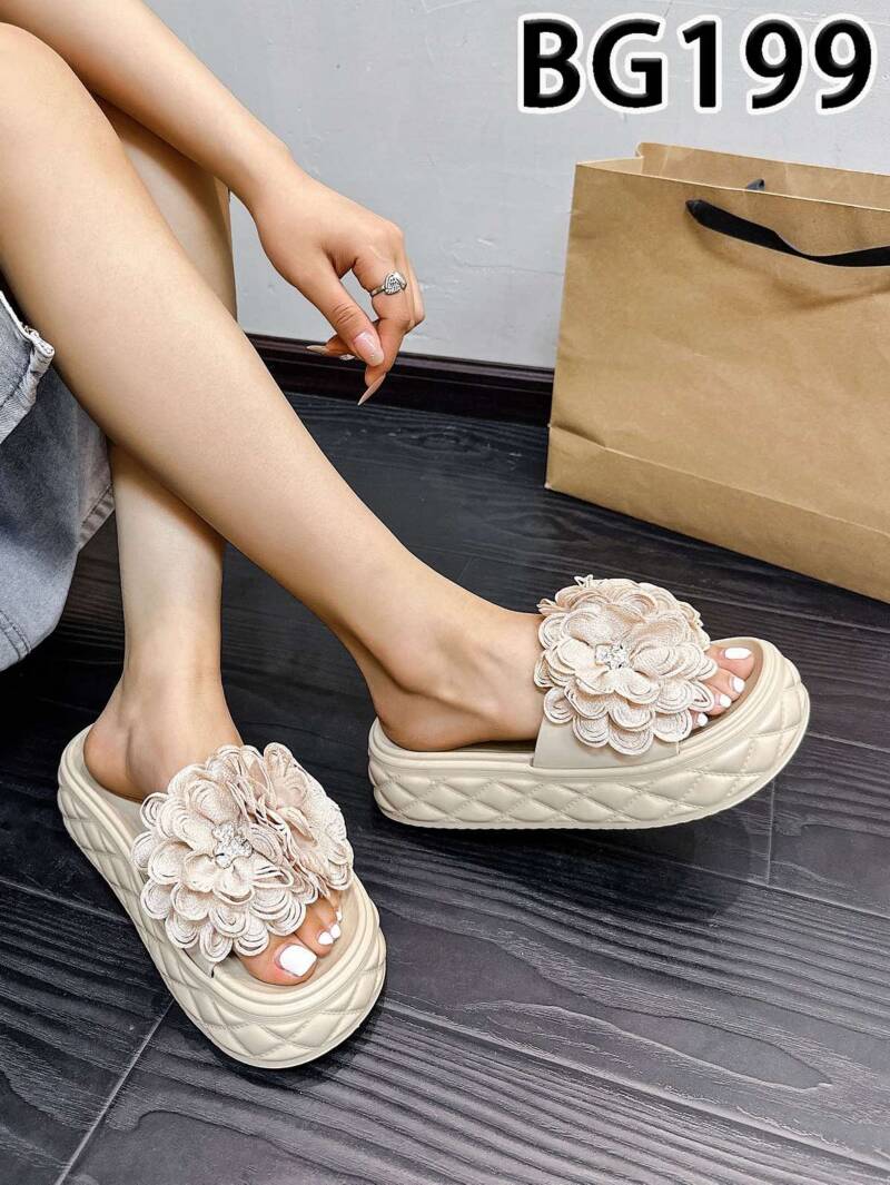 Klapki damskie Roz 36-41/ 12 par
